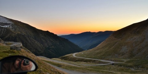 Foto: http://vandogtraveller.com/best-road-world-driving-transfagarasan-mountain-pass/